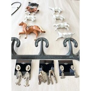 Horses, Earring Horseshoe Coat/Hat Wall Hanger (entire lot) Equestrian